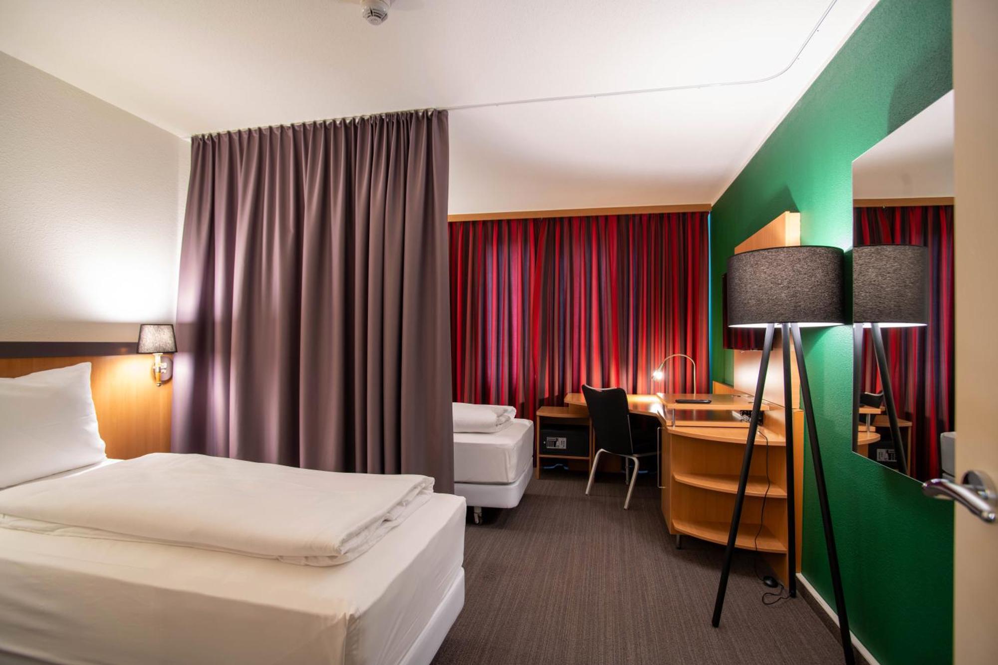 Best Western Conference Airporthotel Frankfurt Moerfelden Екстериор снимка