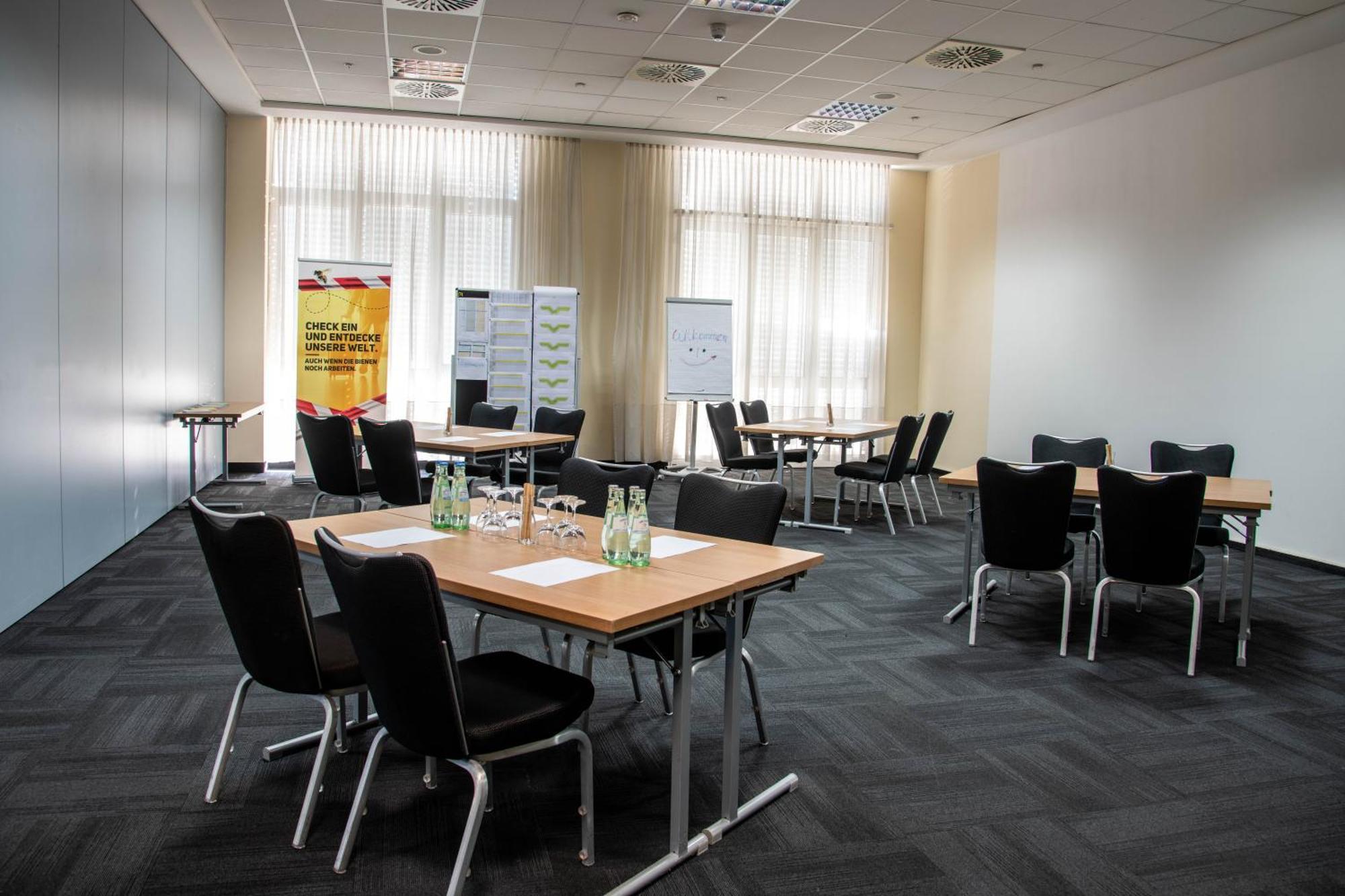 Best Western Conference Airporthotel Frankfurt Moerfelden Екстериор снимка