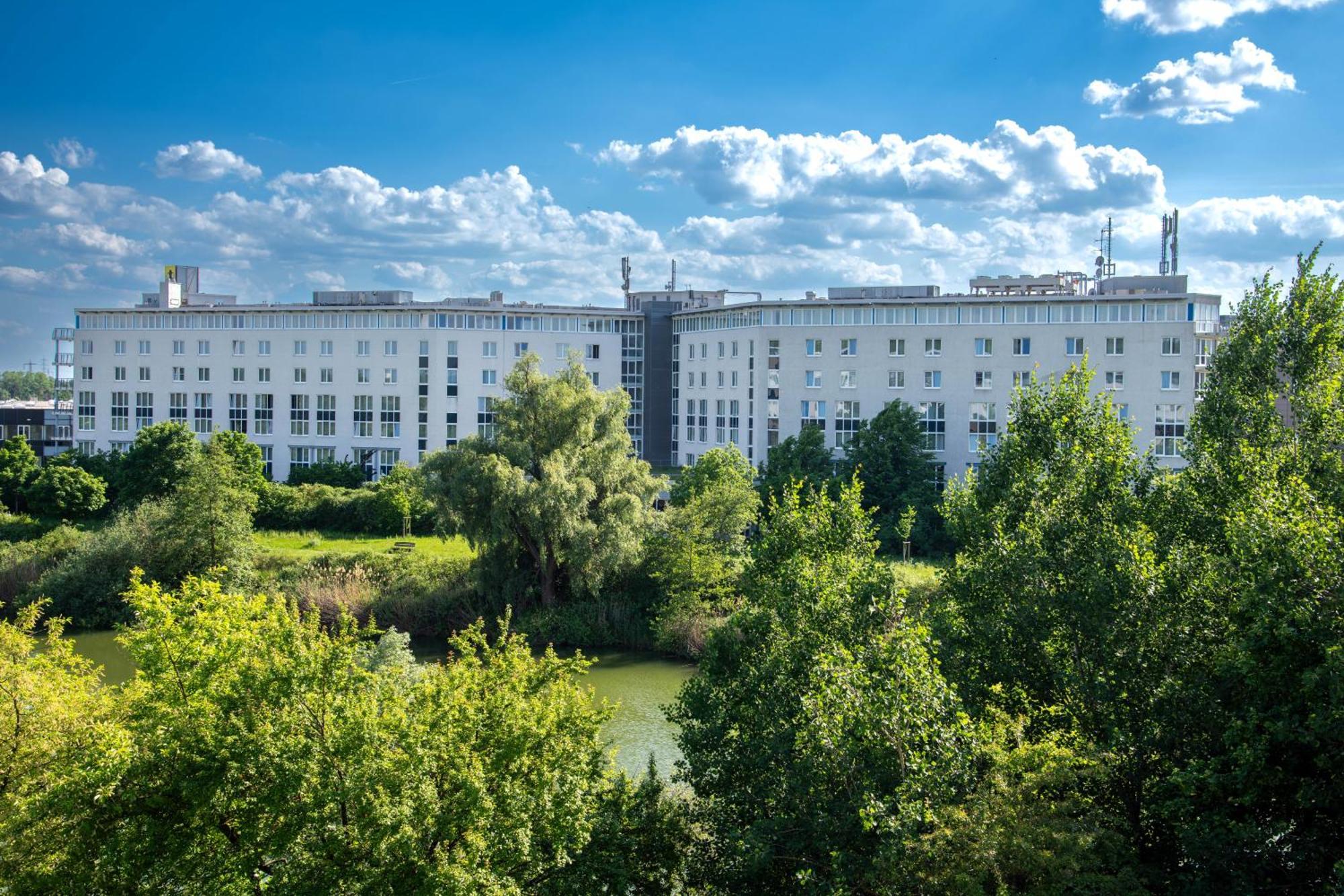 Best Western Conference Airporthotel Frankfurt Moerfelden Екстериор снимка