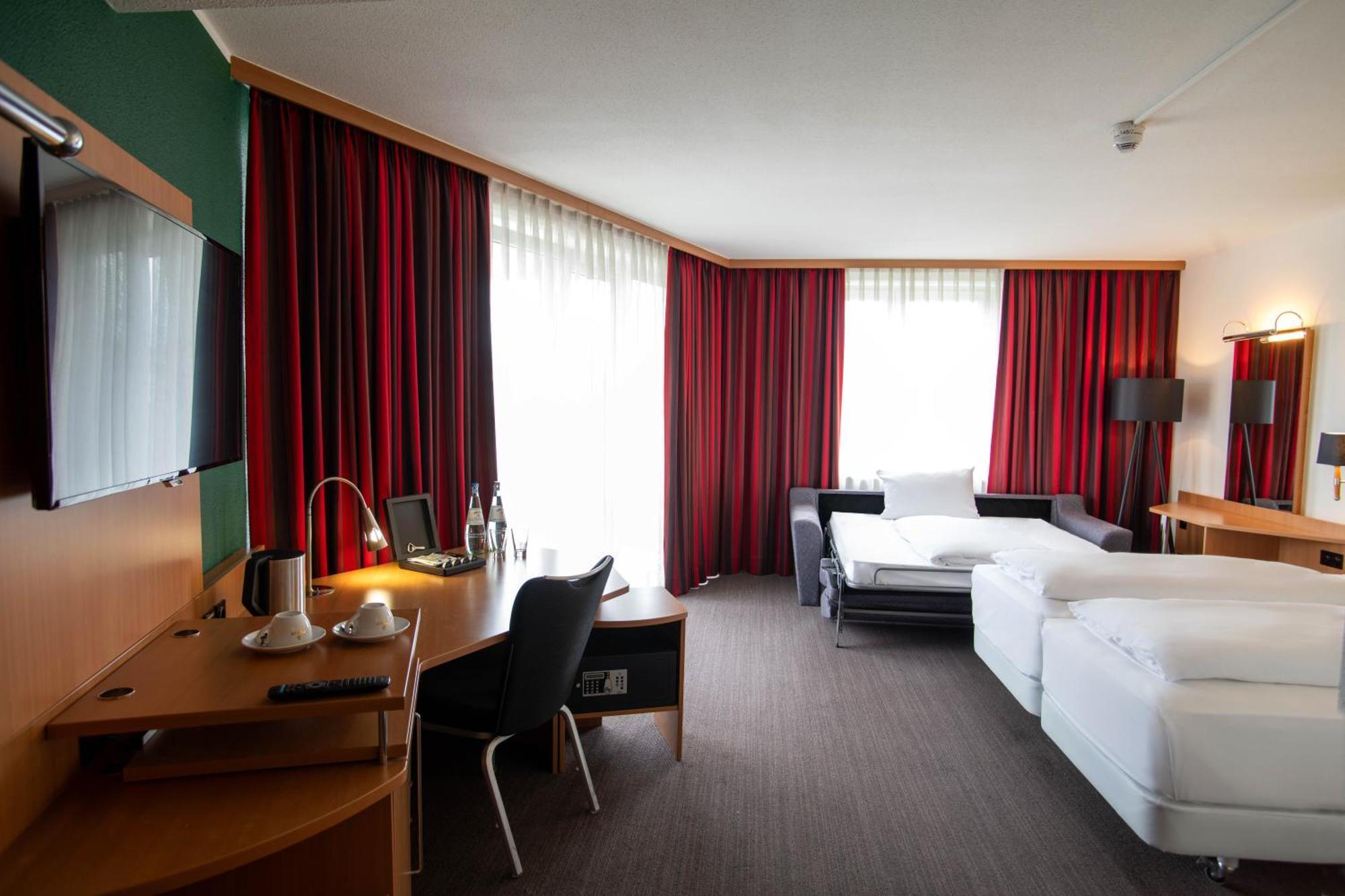 Best Western Conference Airporthotel Frankfurt Moerfelden Екстериор снимка